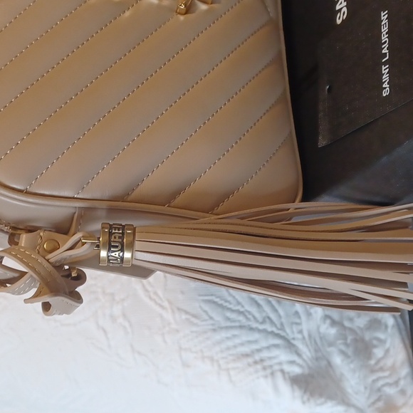 Saint Laurent Beige Medium Lou  Camera  Bag - Picture 8 of 8
